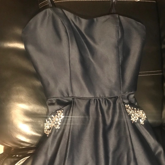 Navy Blue gown with rhinestone trimmed pockets - Picture 5 of 5